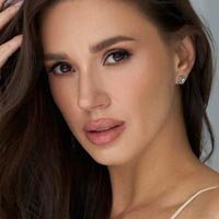 elite london escorts open minded tall vip VESTA