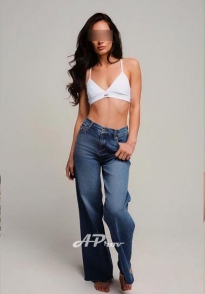 high class london escorts upmarket girls models NORA