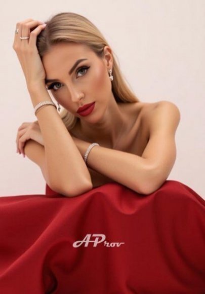 elite London  escorts  published model tall upmarket LISA