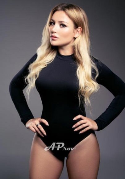 london escorts travelling GFE sexy busty 36D Adel