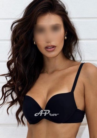 expensive London escorts elite girls VIP  models MIRANDA
